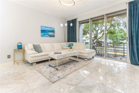 Townhouse in Clearwater, Florida 3 bedrooms, 157.93 sq.m. № 2157370 - photo 7