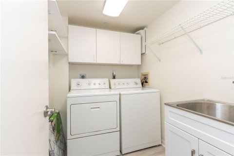Townhouse in Clearwater, Florida 3 bedrooms, 157.93 sq.m. № 2157370 - photo 29