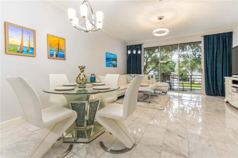 Townhouse in Clearwater, Florida 3 bedrooms, 157.93 sq.m. № 2157370 - photo 6