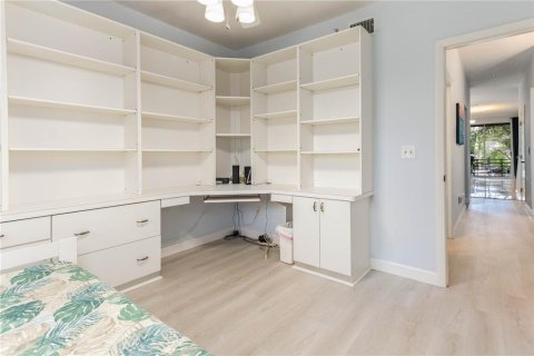 Townhouse in Clearwater, Florida 3 bedrooms, 157.93 sq.m. № 2157370 - photo 17