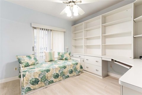 Townhouse in Clearwater, Florida 3 bedrooms, 157.93 sq.m. № 2157370 - photo 18