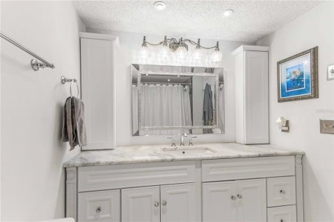 Townhouse in Clearwater, Florida 3 bedrooms, 157.93 sq.m. № 2157370 - photo 27