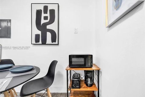 Снять в аренду квартиру в Майами, Флорида 994.05м2, № 1992643 - фото 19