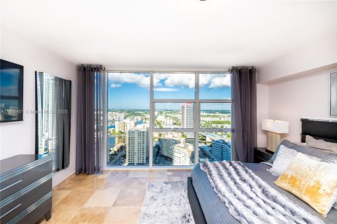 Condominio en alquiler en Hallandale Beach, Florida, 1 dormitorio, 80.92 m2 № 2016961 - foto 4