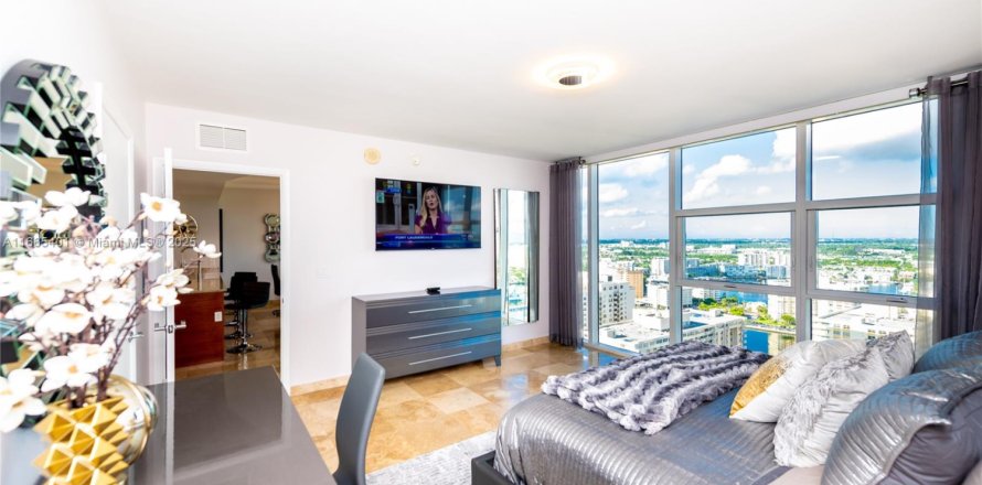 Condominio en Hallandale Beach, Florida, 1 dormitorio  № 2016961