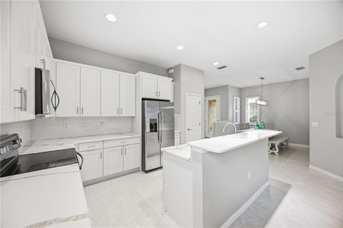 House in Venice, Florida 2 bedrooms, 146.88 sq.m. № 2366597 - photo 27
