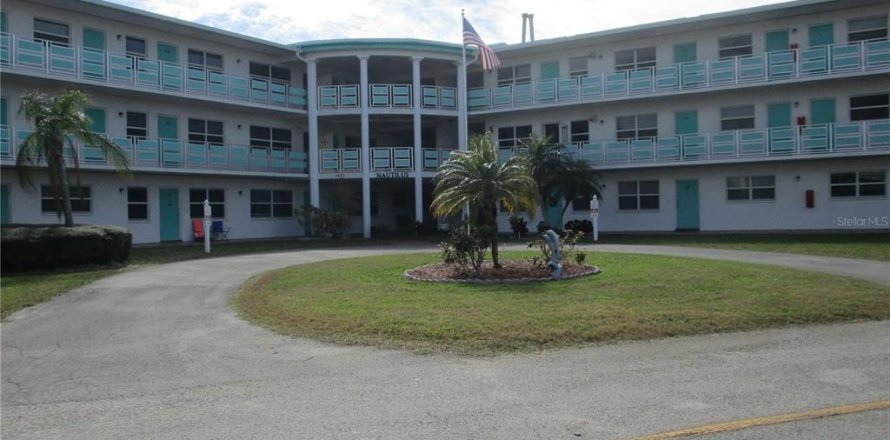 Condominio en Saint Petersburg, Florida, 2 dormitorios  № 1522501