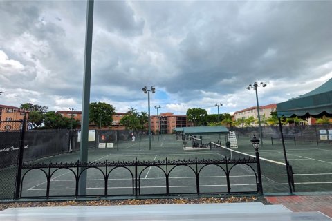 Снять в аренду кондоминиум в Форт-Лодердейл, Флорида 2 спальни, 98.1м2, № 1955559 - фото 13