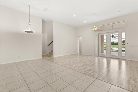 Villa ou maison à vendre à Lake Mary, Floride: 4 chambres, 269.42 m2 № 1900660 - photo 8