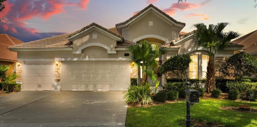 Villa ou maison à Lake Mary, Floride 4 chambres, 269.42 m2 № 1900660