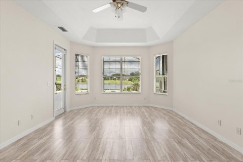 Villa ou maison à vendre à Lake Mary, Floride: 4 chambres, 269.42 m2 № 1900660 - photo 16