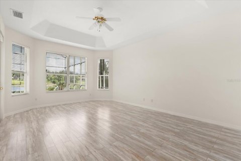 Villa ou maison à vendre à Lake Mary, Floride: 4 chambres, 269.42 m2 № 1900660 - photo 17
