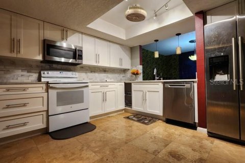 Condo in Tampa, Florida, 3 bedrooms  № 1810367 - photo 7