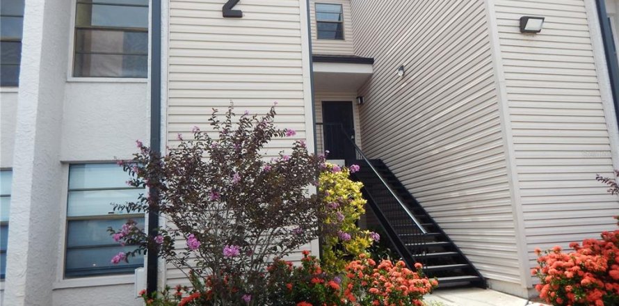Condo in Tampa, Florida, 3 bedrooms № 1810367