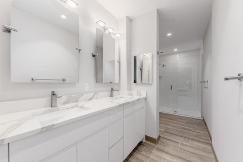 Condo in Stuart, Florida, 1 bedroom  № 2177627 - photo 20