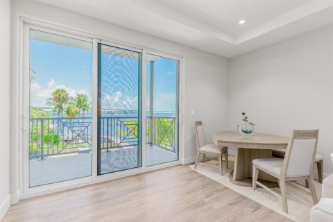 Condo in Stuart, Florida, 1 bedroom  № 2177627 - photo 9