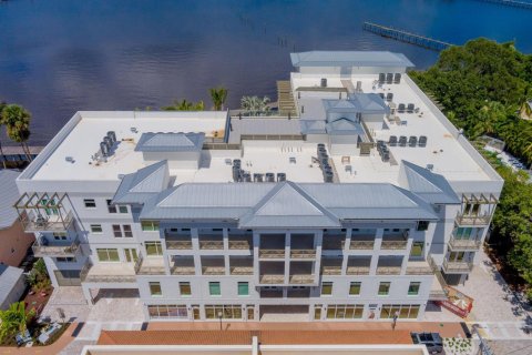 Condo in Stuart, Florida, 1 bedroom  № 2177627 - photo 23