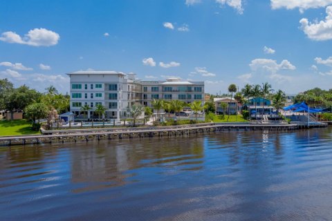 Condo in Stuart, Florida, 1 bedroom  № 2177627 - photo 28
