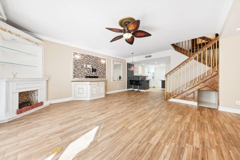 Adosado en venta en Palm Beach Gardens, Florida, 3 dormitorios, 145.86 m2 № 2260141 - foto 4