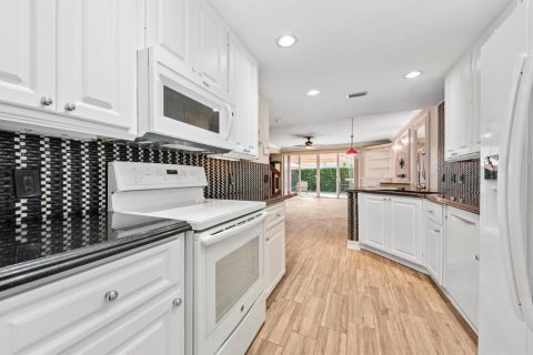Adosado en venta en Palm Beach Gardens, Florida, 3 dormitorios, 145.86 m2 № 2260141 - foto 9