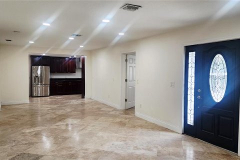 Villa ou maison à vendre à Altamonte Springs, Floride: 3 chambres, 154.59 m2 № 1899262 - photo 5