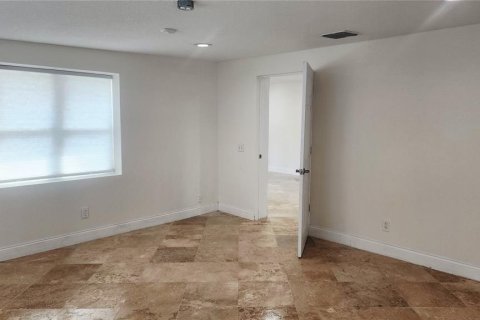 Villa ou maison à vendre à Altamonte Springs, Floride: 3 chambres, 154.59 m2 № 1899262 - photo 13