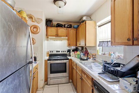 Купить коммерческую недвижимость в Хомстед, Флорида 205.69м2, № 2179687 - фото 21