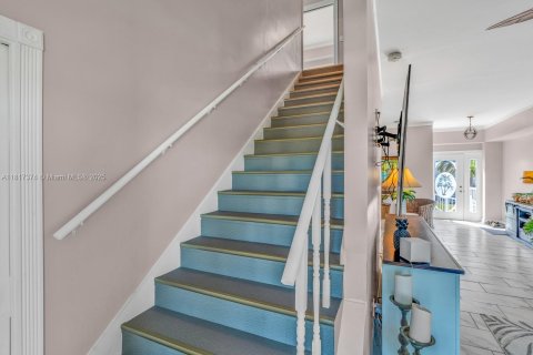 Villa ou maison à vendre à Marathon, Floride: 6 chambres, 306.21 m2 № 1958215 - photo 8