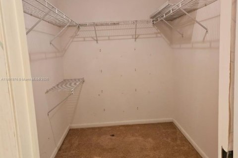 Copropriété à vendre à Tamarac, Floride: 2 chambres, 117.99 m2 № 1688756 - photo 8