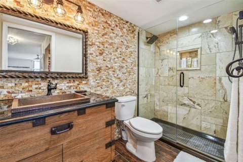 Condo in Saint Pete Beach, Florida, 2 bedrooms  № 1666680 - photo 25