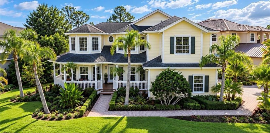 House in Tampa, Florida 5 bedrooms, 298.03 sq.m. № 2226295