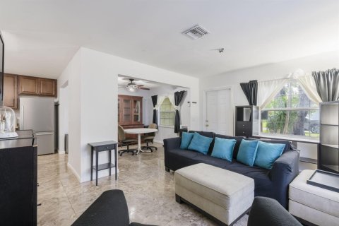 Villa ou maison à vendre à Boynton Beach, Floride: 3 chambres, 148.55 m2 № 2077429 - photo 8
