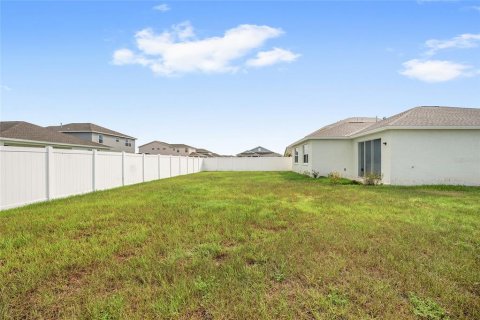 House in Ocala, Florida 4 bedrooms, 177.44 sq.m. № 2211261 - photo 18