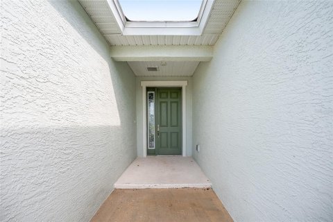 House in Ocala, Florida 4 bedrooms, 177.44 sq.m. № 2211261 - photo 7