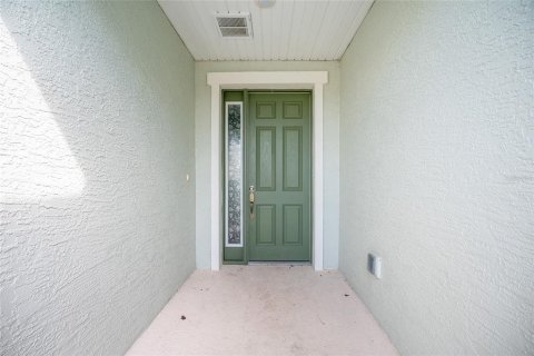 House in Ocala, Florida 4 bedrooms, 177.44 sq.m. № 2211261 - photo 6