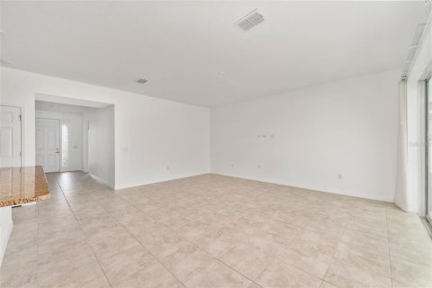 House in Ocala, Florida 4 bedrooms, 177.44 sq.m. № 2211261 - photo 13
