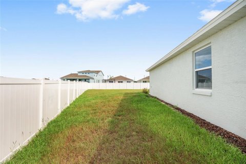 House in Ocala, Florida 4 bedrooms, 177.44 sq.m. № 2211261 - photo 21
