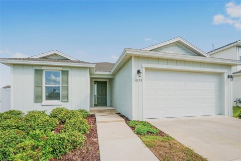 House in Ocala, Florida 4 bedrooms, 177.44 sq.m. № 2211261 - photo 4