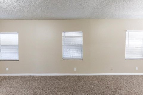 Casa en venta en Tampa, Florida, 3 dormitorios, 98.38 m2 № 1881343 - foto 7