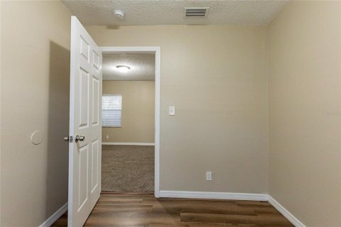 Casa en venta en Tampa, Florida, 3 dormitorios, 98.38 m2 № 1881343 - foto 15