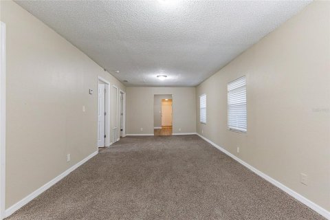 Casa en venta en Tampa, Florida, 3 dormitorios, 98.38 m2 № 1881343 - foto 6