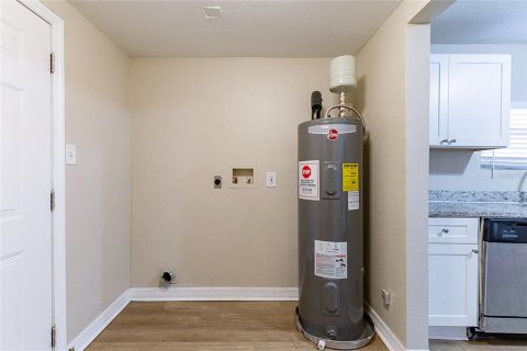 Casa en venta en Tampa, Florida, 3 dormitorios, 98.38 m2 № 1881343 - foto 22