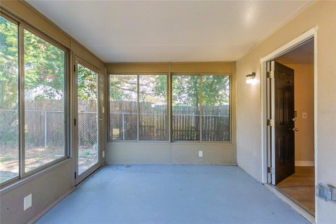 Casa en venta en Tampa, Florida, 3 dormitorios, 98.38 m2 № 1881343 - foto 24