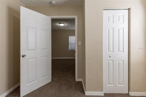 Casa en venta en Tampa, Florida, 3 dormitorios, 98.38 m2 № 1881343 - foto 12