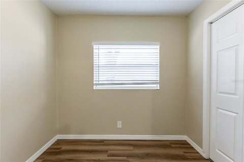Casa en venta en Tampa, Florida, 3 dormitorios, 98.38 m2 № 1881343 - foto 13