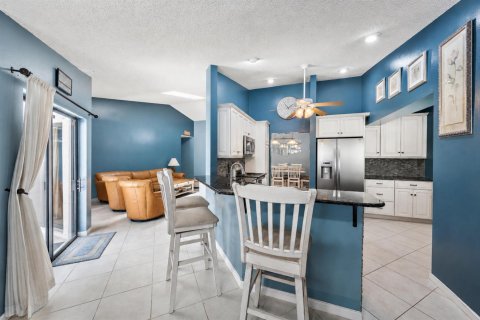 House in Jupiter, Florida 3 bedrooms, 149.48 sq.m. № 2249318 - photo 8