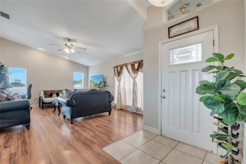 Villa ou maison à vendre à Davenport, Floride: 3 chambres, 131.83 m2 № 1838095 - photo 3