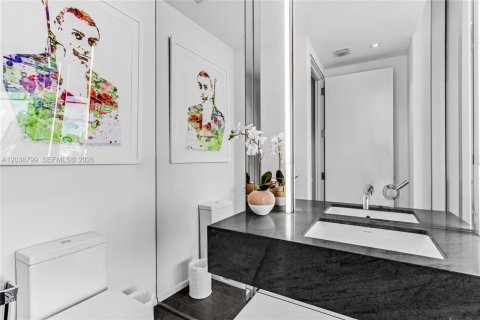 Copropriété à louer à Miami Beach, Floride: 2 chambres, 180.04 m2 № 2240063 - photo 20