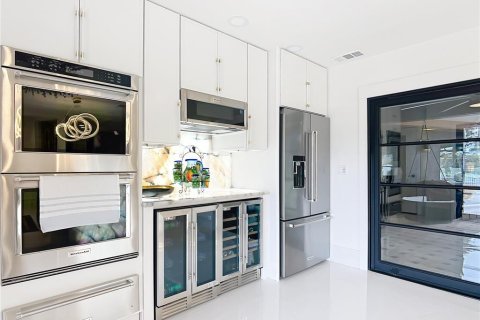 Casa en venta en Crystal River, Florida, 4 dormitorios, 264.68 m2 № 1813512 - foto 13
