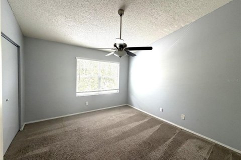 Townhouse in Tampa, Florida 2 bedrooms, 110 sq.m. № 2234068 - photo 21